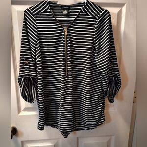 Justify Sheer Black And White Top Size Medium